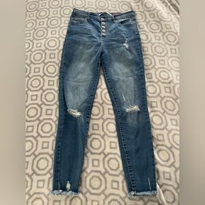 Stylish Blue Distressed  cropped Women's Jeans